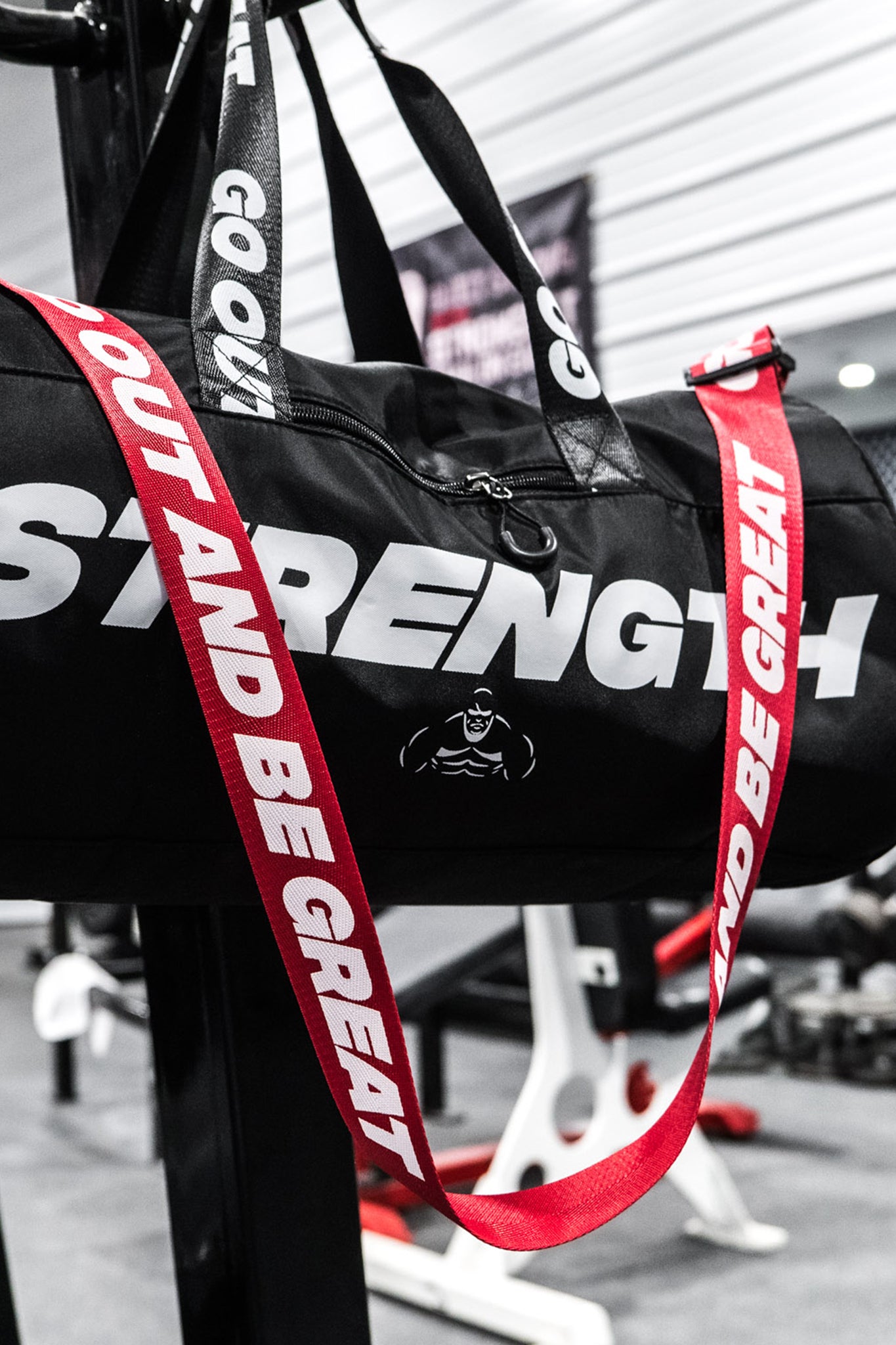 SHAW STRENGTH GYM BAG